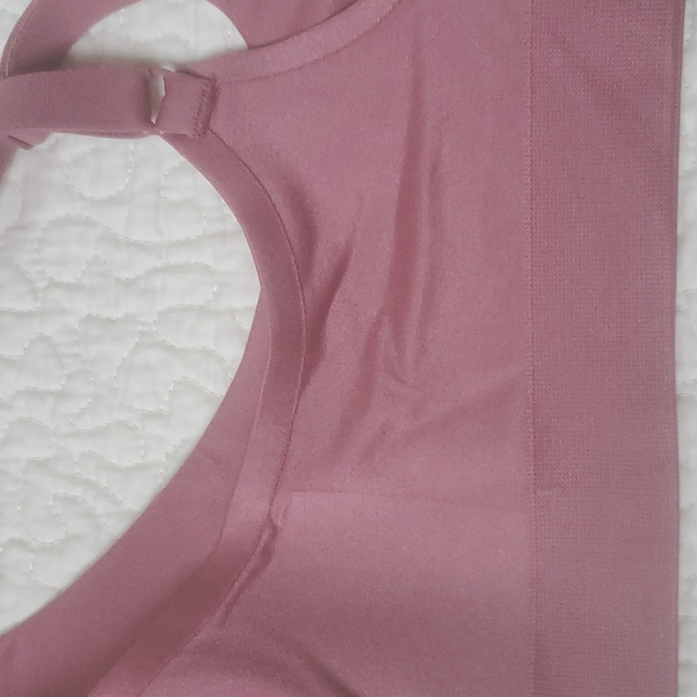 True &Co Soft Form V-Neck Bralette, New, No Tag - Picture 7 of 8